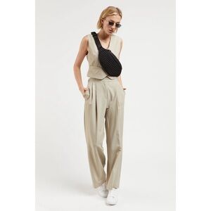Sol & Selene Aim High Belt Bag BNWT